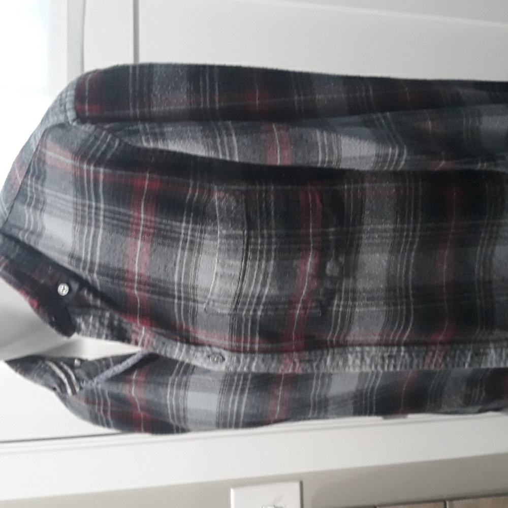 Denim & Flower mens red and grey plaid flannel shirt. Slim. Large